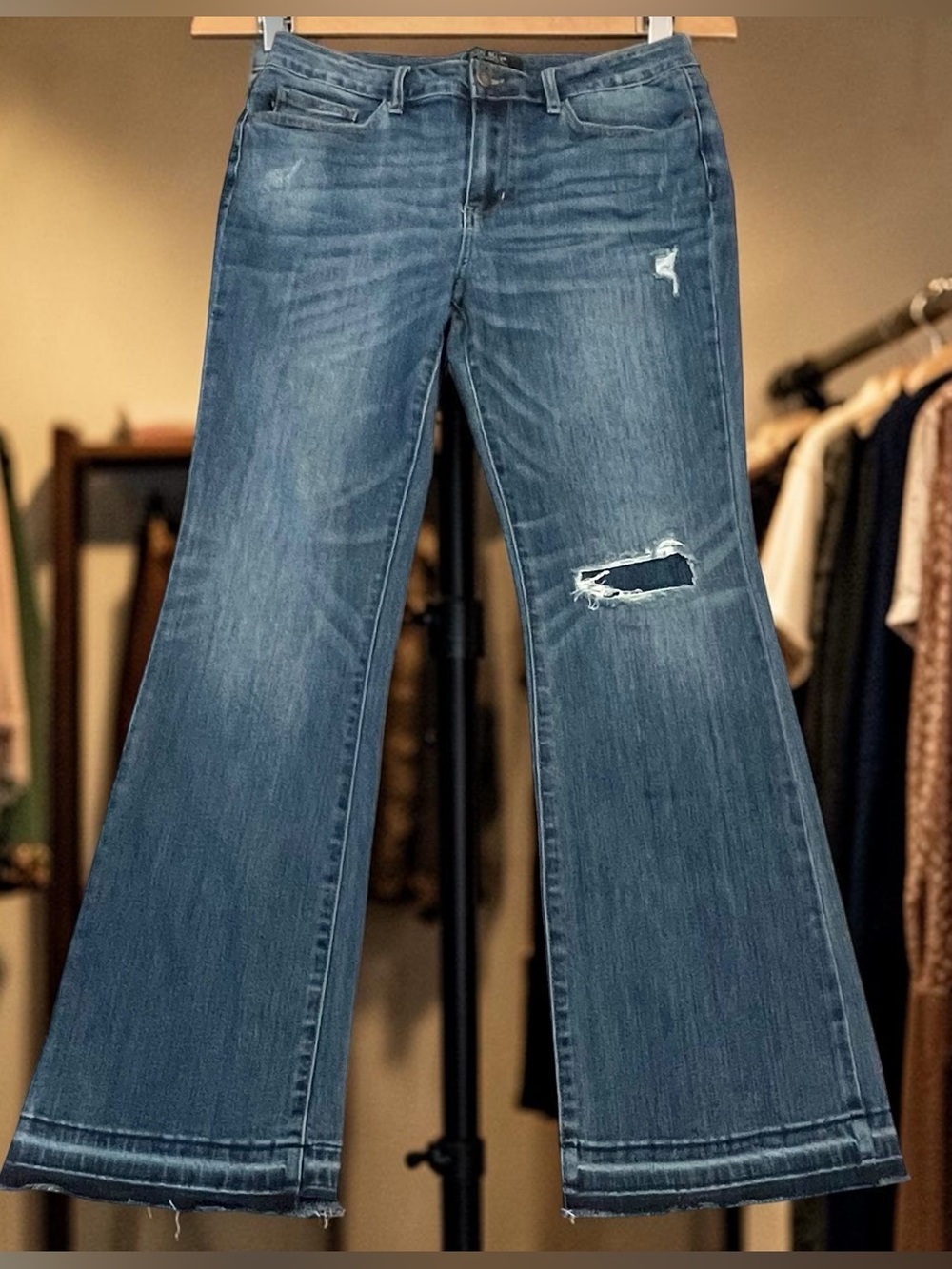 Judy Blue Bootcut Fit Jeans Womens 13 31 Distressed Stretch Raw Hem Medium Wash